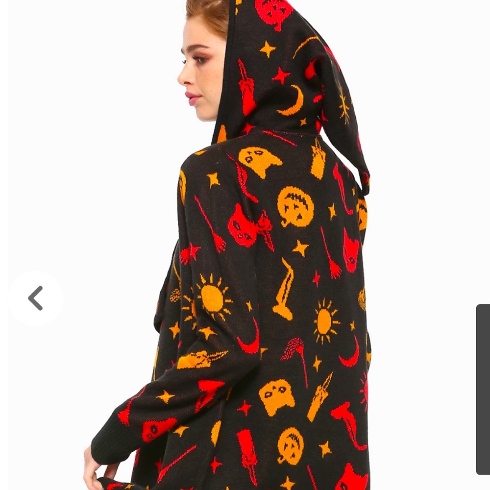 Her Universe Disney Hocus Pocus Dani Hooded Girls Flyaway Cardigan